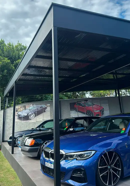 Cobertura metálica sob medida para garagem